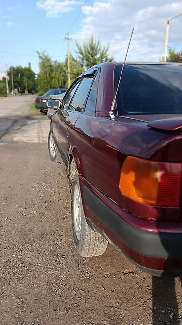 бу чехол: Audi 100: 1992 г., 2 л, Механика, Бензин, Седан — 7