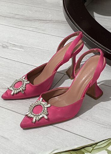 жёлтые лаковые туфли: Туфли 39, цвет - Розовый