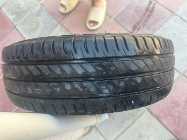 Шины: Б/у Колесо Ford 195 / 70 / R 15, 5 Болтов