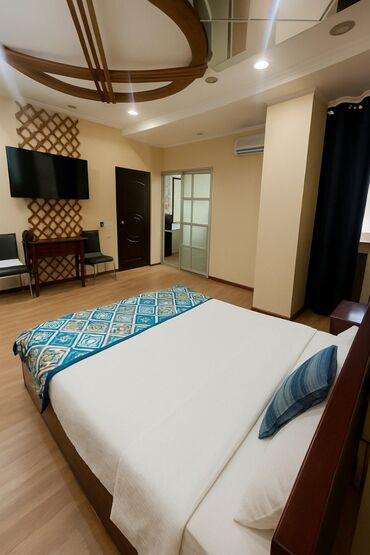 Посуточная аренда квартир: 1 комната, Душевая кабина, Постельное белье, Кондиционер — 3