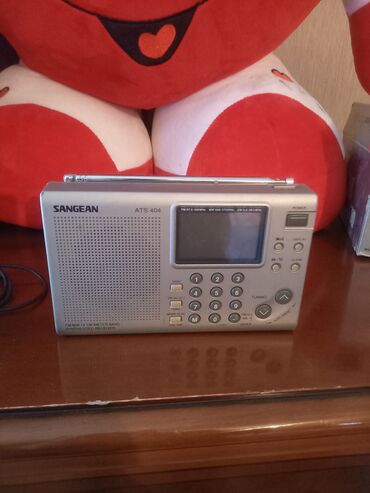 fm radio: Radio qedimi teze kimidi super isleyir FM