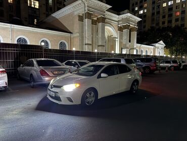 Toyota: Toyota Corolla: 2015 г., 1.8 л, Вариатор, Бензин, Седан