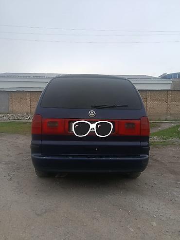Транспорт: Volkswagen Sharan: 2003 г., 1.8 л, Автомат, Бензин, Минивэн — 2