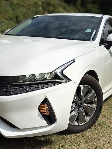 2022: Kia K5: 2022 г., Седан — 5
