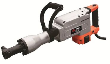 купить металлоискатель бу в бишкеке: Продаю отбойный молоток P.I.T. P26501A. Практически новый. Один раз