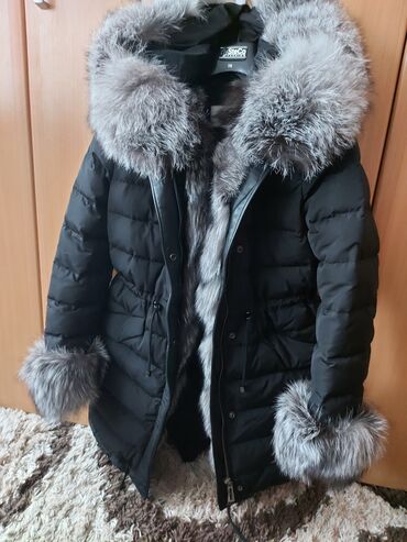 zenske zimske jakne sa prirodnim krznom: M (EU 38)