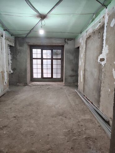 mingəçevirdə bir otaqlı ev axtarıram: Bakı, Binə, 4 otaqlı, Köhnə tikili, 100 kv. m