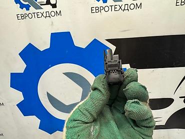 om6: Кнопка обогрева сидений Mercedes Benz M-Class W163 OM613 2004 — 5