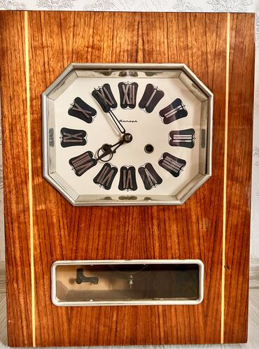 часы настенные антиквариат: Г. Ош. Часы настенные "Янтарь" механические с маятником, с мелодичным