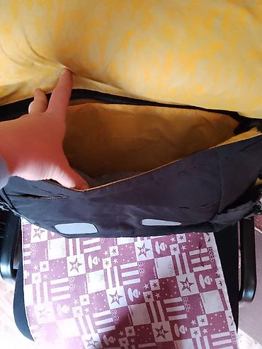 pismo torba crna: Torba preko ramena Le Coq Sportif - Model: messenger/kurirska torba - — 4