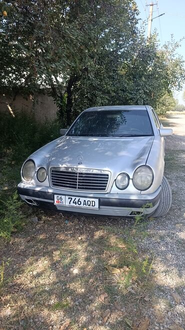 антена машина: Mercedes-Benz E-Class: 1996 г., Седан