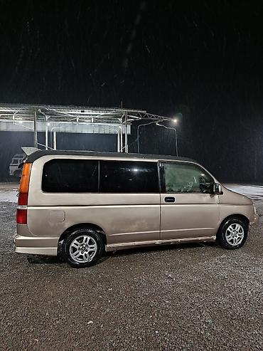 Honda: Honda Stepwgn: 2001 г., 2 л, Автомат, Минивэн — 6