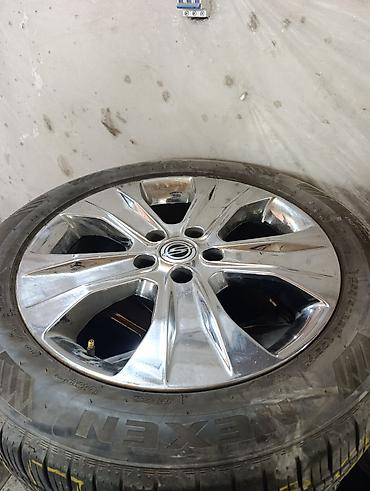 Дөңгөлөктөр монтажда 255 / 50 / R 20, Жай, Колдонулган, Комплект, Жол тандабастар (АТ/МТ), Куйма, тешиктери - 5