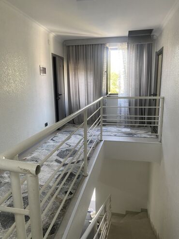 Посуточная аренда комнат: Уютные номера в небольшом гостевом доме - Светлые компактные комнаты — 2