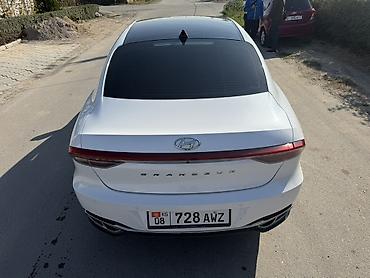 add blue: Hyundai Grandeur: 2020 г., Седан — 7
