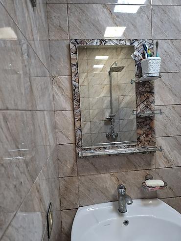 wall mirror: Vanna otağı üçün güzgü və şüşə rəf dəsti - Dəst tərkibi: divara — 1