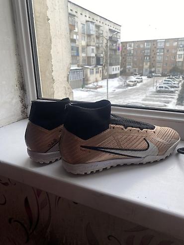 одежда для футбола: Футбольные бутсы/сороконожки Nike с носком-манжетой - Тип: турфовые — 2