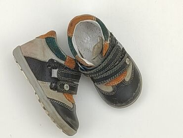 koszula bialo czarna w krate: Half shoes Bartek, 20, Used