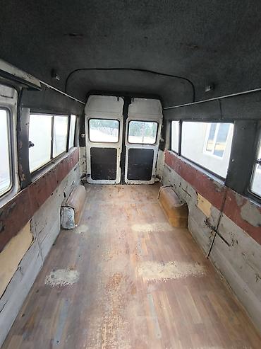 мб 190: Mercedes-Benz 190: 1993 г., 3 л, Механика, Дизель, Бус — 6