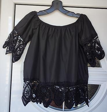 Ženska bluza, veličina M. - Boja: crna - Model: široki kroj sa