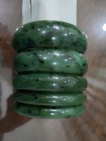 Браслеты: Браслет нефритовый at lalafo.kg — 26 Браслеты: Браслет нефритовый — 26