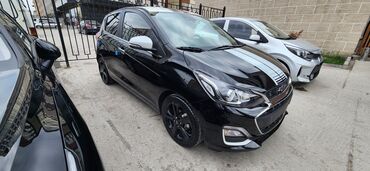 продаю chevrolet aveo: Chevrolet Spark: 2018 г., 1 л, Вариатор, Бензин, Хэтчбэк