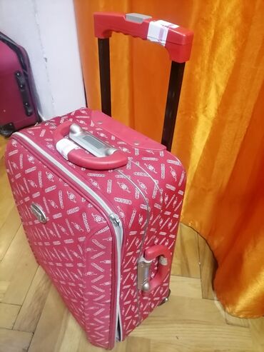 Putni koferi i torbe: Srednji kofer, bоја - Roze — 2