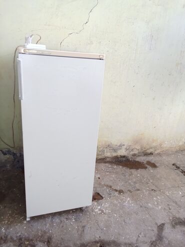 Микроволновки: Б/у 1 дверь Saratov Холодильник Продажа, цвет - Белый