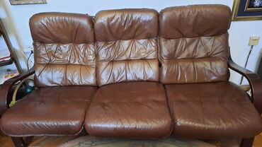 Sofas and couches: Three-seat sofas, Leather, color - Brown, Used