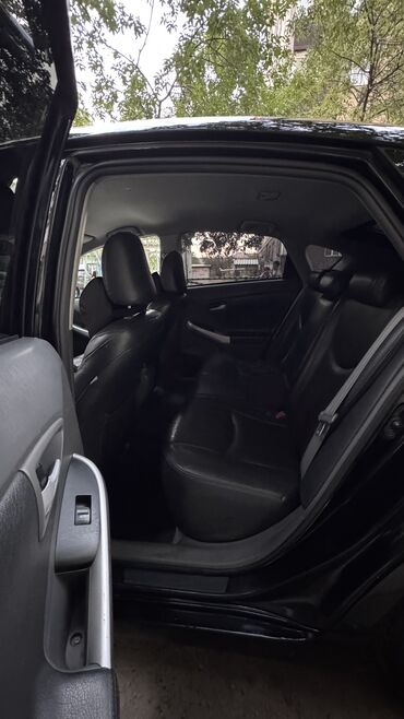 Toyota: Toyota Prius: 2010 г., 1.8 л, Вариатор, Гибрид, Хэтчбэк — 6