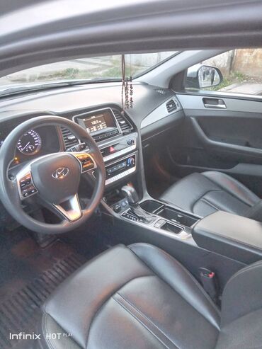 Hyundai: Hyundai Sonata: 2019 г., 2 л, Автомат, Газ, Седан — 2