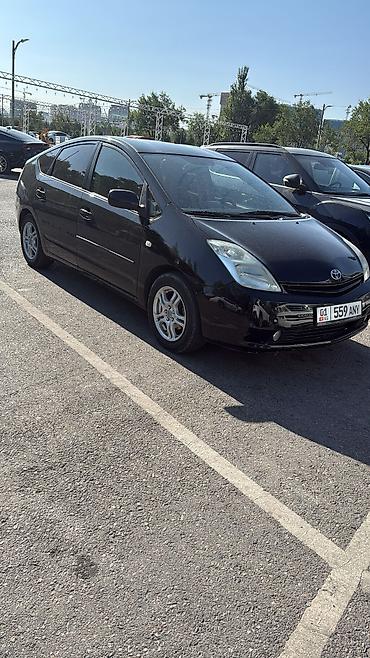 нужна: Toyota Prius: 2005 г., 1.5 л, Вариатор, Гибрид, Хэтчбэк — 1