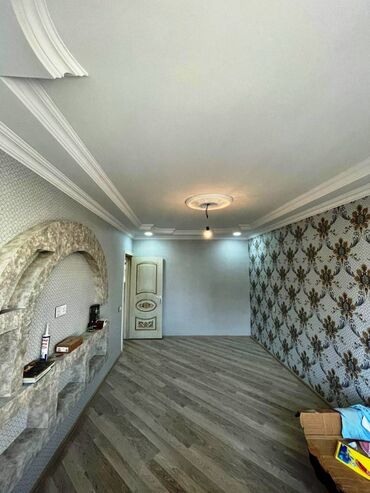 Köhnə tikili: Bakı, 3 otaqlı, Köhnə tikili, 80 kv. m — 1