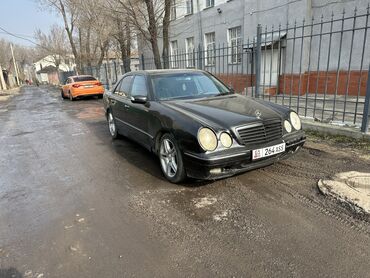 Mercedes-Benz: Mercedes-Benz E-Class: 2000 г., 4.3 л, Tiptronic gear box, Бензин, Седан