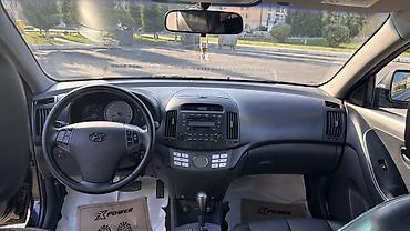Hyundai: Hyundai Elantra: 2 l | 2008 il Sedan — 7