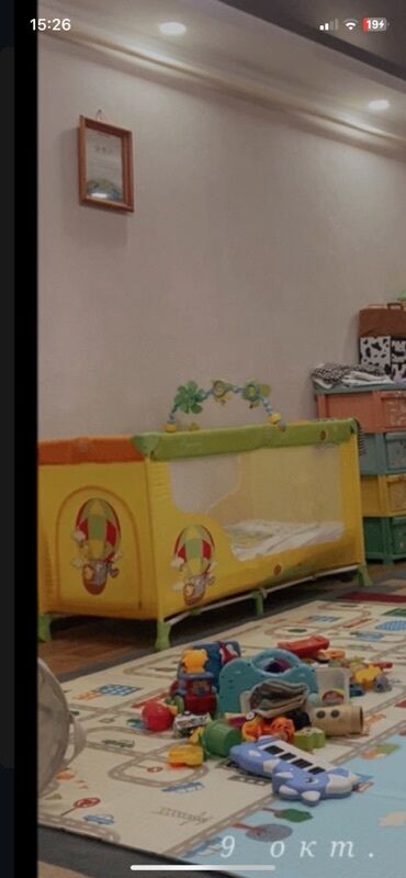 кровать раздвижная: Манеж керебет, Бүктөө, Башка материал