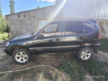Chevrolet: Chevrolet Нива: 2004 г., 1.7 л, Механика, Бензиновая, Внедорожник — 8