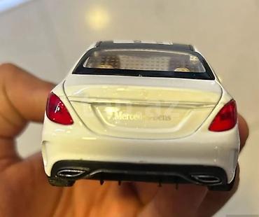 Oyuncaq nəqliyyat: Məhsul: Mercedes‑Benz C‑Class sedan metal model avtomobil (masaüstü — 5