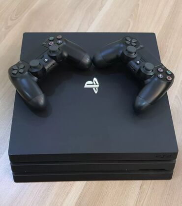 last us 1: TECLI SATILIR!!! Ps 4 pro 1tb Sistem 12.00 2 ci əl! Original karobkada