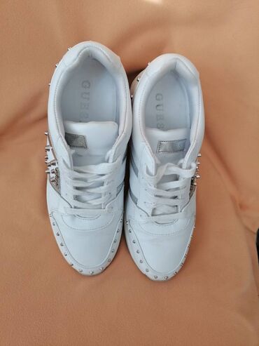 Patike: Guess, 39, bоја - Bela — 2