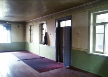 Həyət evləri və villaların satışı: 3 otaqlı, 130 kv. m, Orta təmir — 10