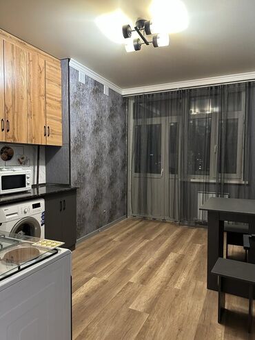 Посуточная аренда квартир: 1 комната, Душевая кабина, Постельное белье, Кондиционер — 12