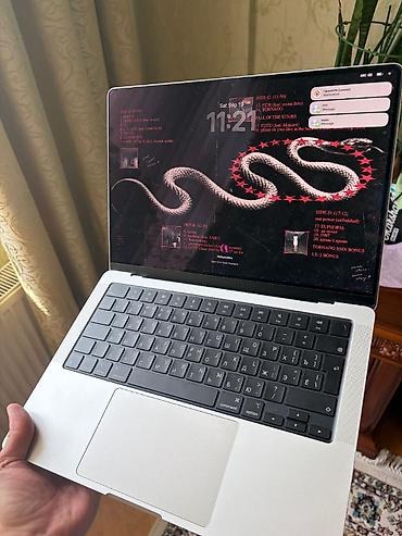 macbook pro 2018: Apple MacBook Pro 14.2" — M5 (10 nüvəli CPU / 10 nüvəli GPU), 24 GB — 2