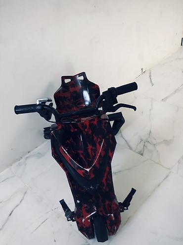 Другой электротранспорт: Электрический дрифт‑трюйсик (drift trike) с передним приводным колесом — 4