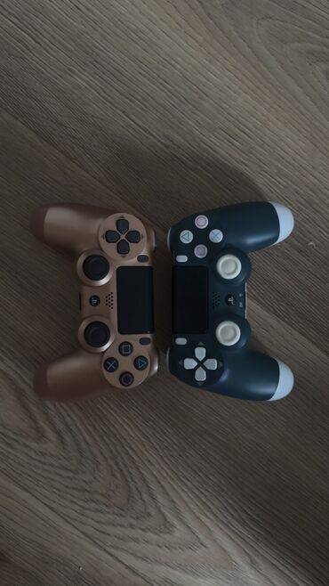 джойстики ручной тормоз: Dualshock 4 реплики
Состояние 9/10
700 сом каждый