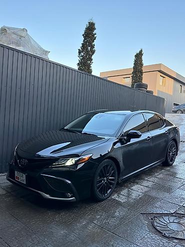 тайота: Toyota Camry: 2021 г., 2.5 л, Автомат, Бензин, Седан — 4