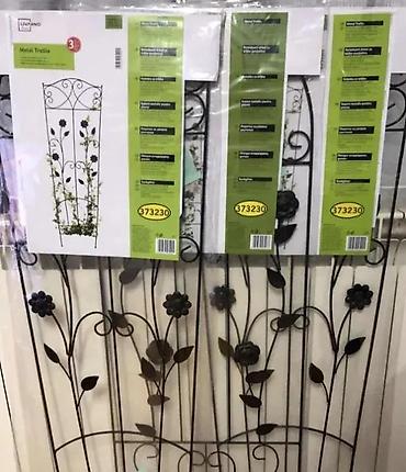 Gazišta za stepenice: Dekorativna metalna potpora za puzavice – vrtna rešetka/trellis - — 5