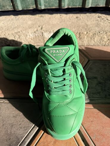 Women's Sneakers and athletic shoes: Кроссовки Prada Milano, ярко‑зеленые. Продам. Размер 37-38. Покупали в — 3