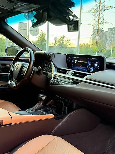 li auto: Lexus ES: 2020 г., 2.5 л, Гибрид, Седан — 9