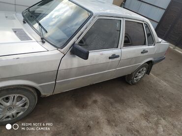 Audi: Audi 80: 1986 г., 1.8 л, Механика, Бензин, Седан